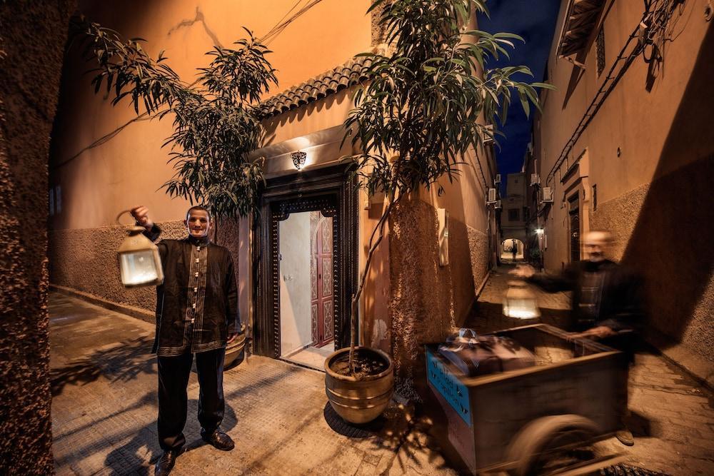 Riad Dar Habiba By Garden Wonders Marrakesh Exterior photo